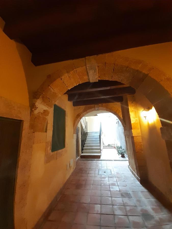 锡拉库扎La Casa Di Sarah别墅 外观 照片